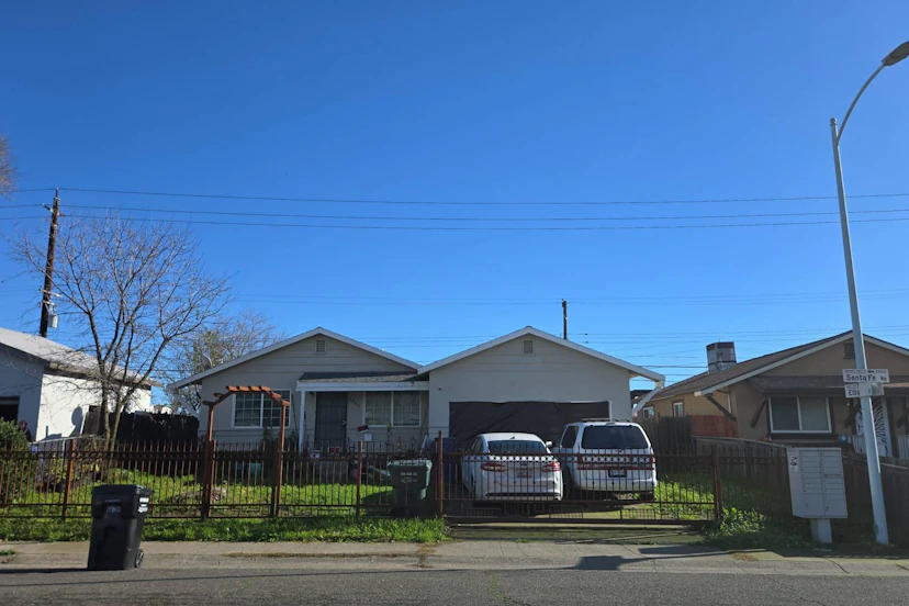 3900 Santa Fe Way