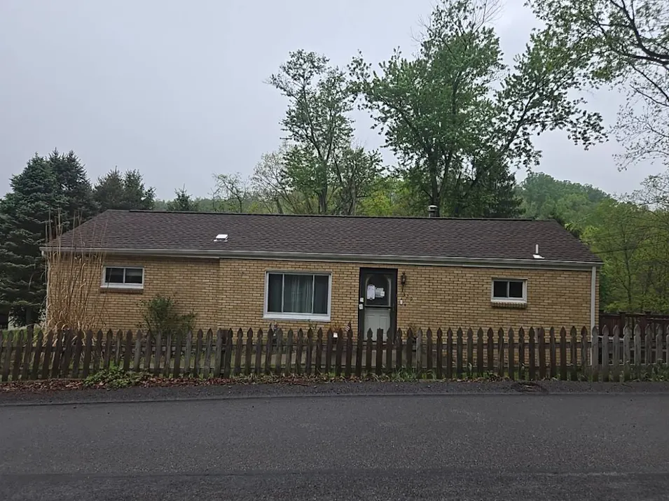 329 Harmony Rd Pittsburgh, PA 15237, Allegheny County