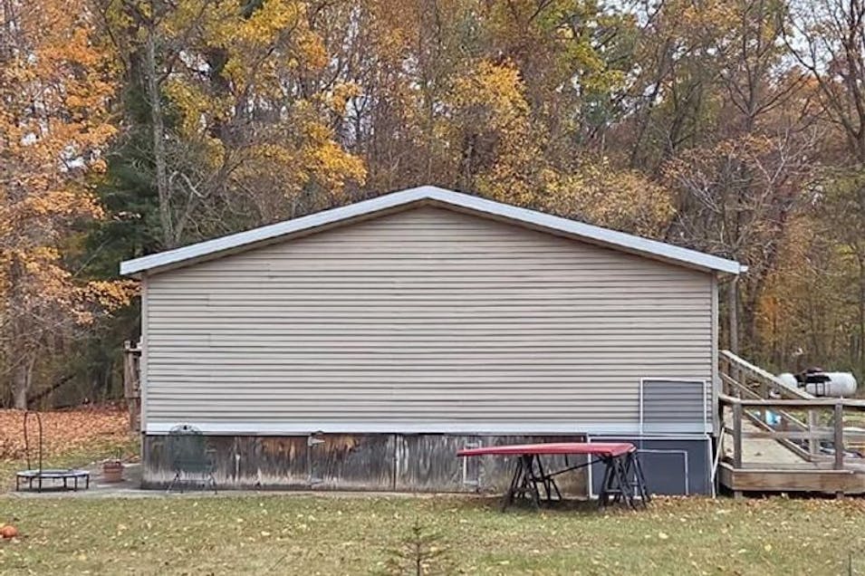 2703 113th Avenue Allegan, MI 49010, Allegan County