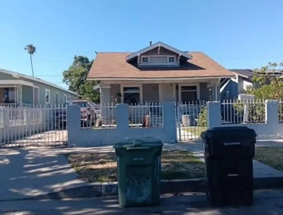 1151 West 69th Street Los Angeles, CA 90044, Los Angeles County