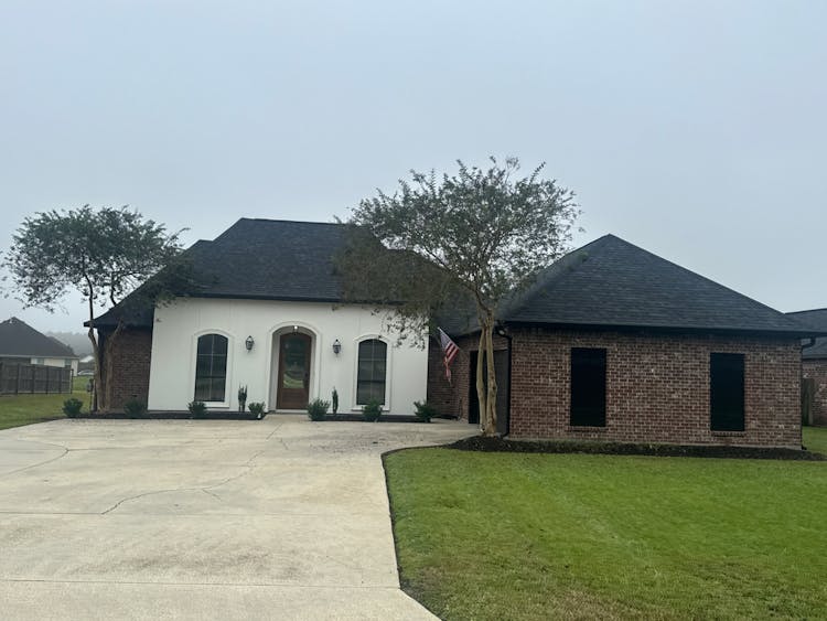 10144 Garden Oaks Ave Denham Springs, LA 70706, Livingston County