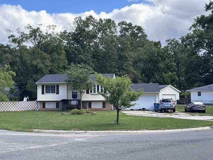 3942 Hall Rd Muskegon, MI 49442, Muskegon County