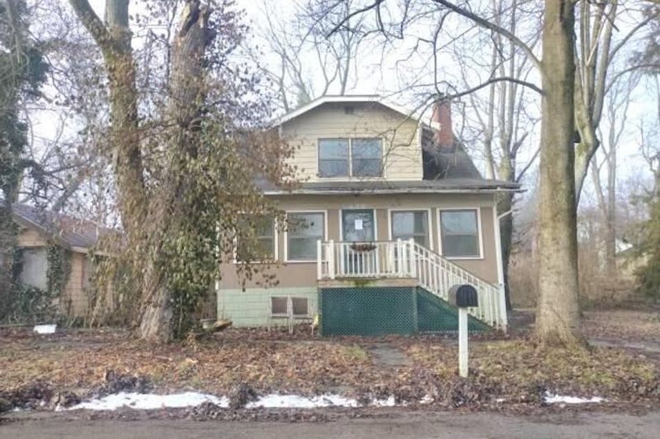 408 North 8th Street Petersburg, IN 47567, Pike County