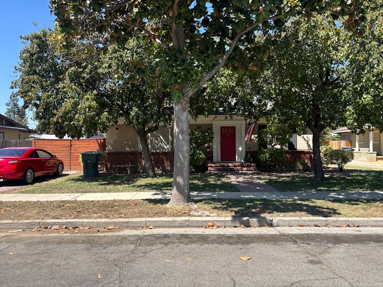 1721 N. Arthur Avenue Fresno, CA 93705, Fresno County