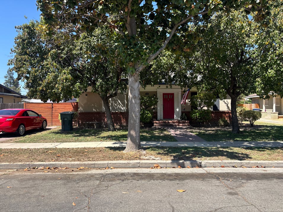 1721 N. Arthur Avenue Fresno, CA 93705, Fresno County