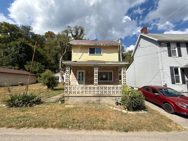 1025 Pike Run Drive Coal Center, PA 15423, Washington County