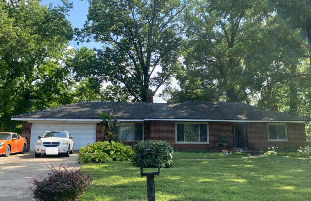 Muriel Dr, Saint Louis, MO 63138