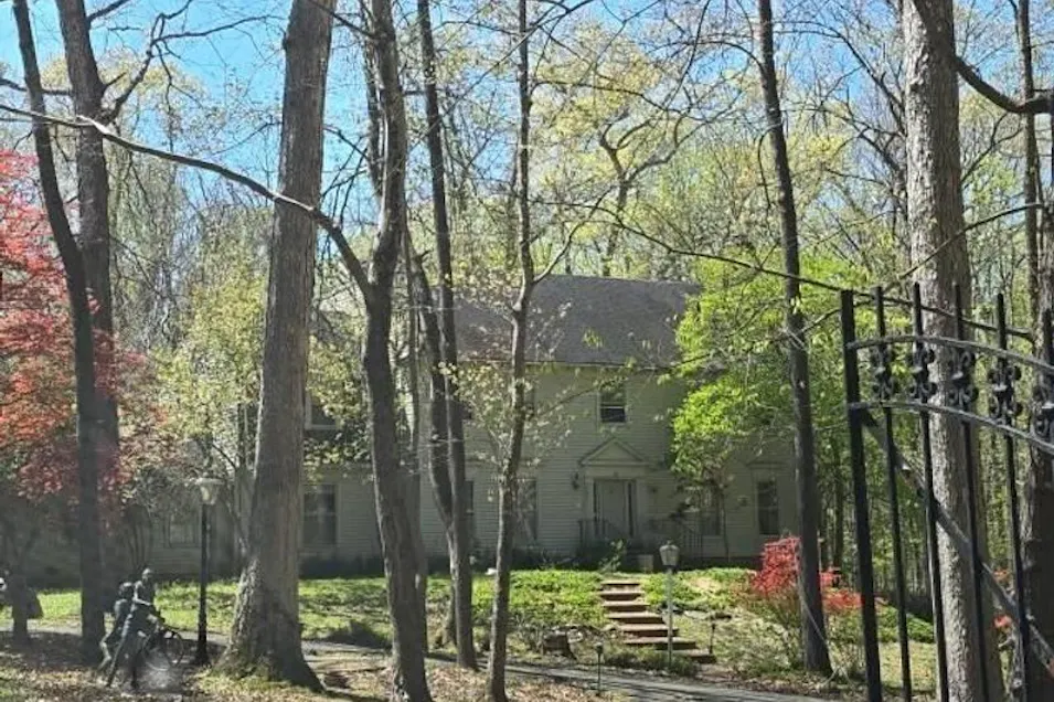 9011 Georgetown Pike Great Falls, VA 22066, Fairfax County