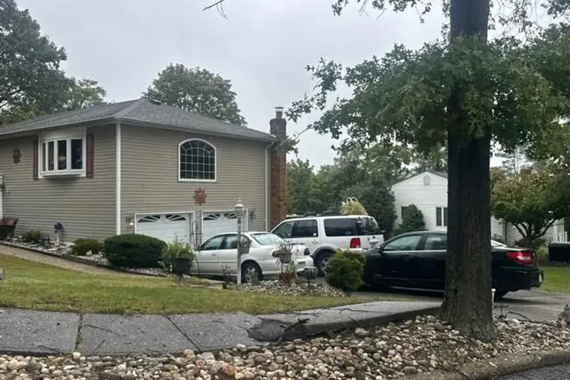 Kathy Ct, Northport, NY 11768 #1