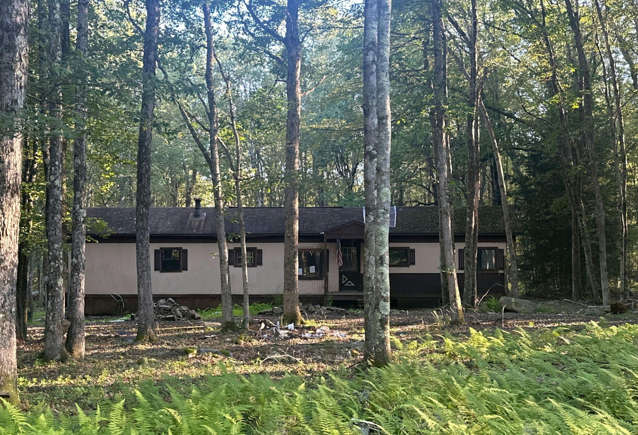 Deep Lake Rd, Long Pond, PA 18334