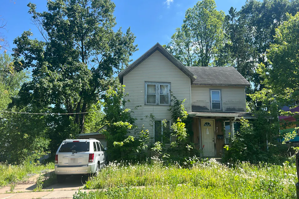 421 E South St Viroqua, WI 54665, Vernon County