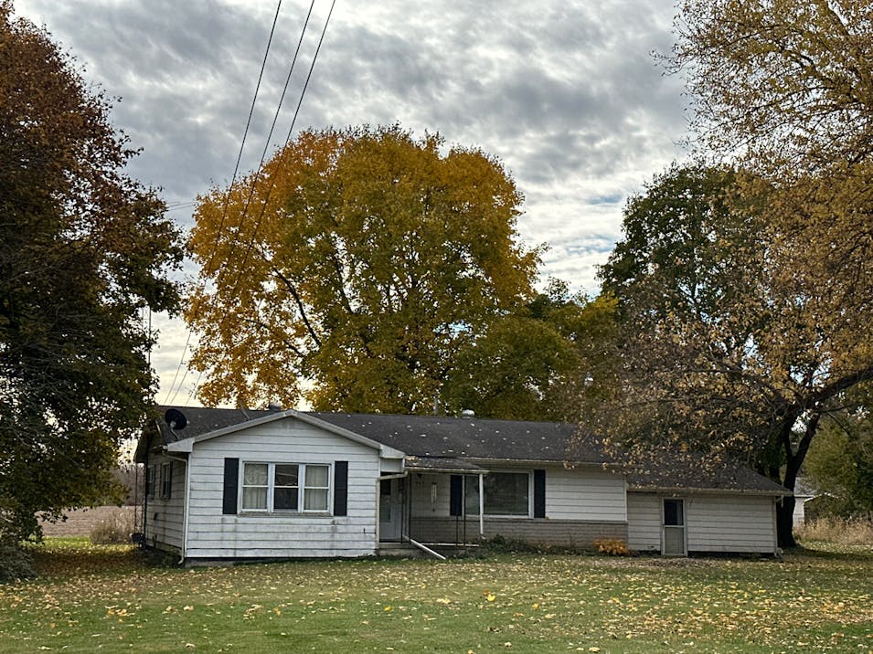 1847 Oakwood Ave Adrian, MI 49221, Lenawee County