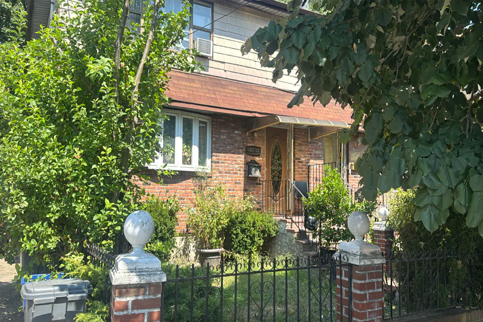 187-13 Tioga Drive Saint Albans, NY 11412, Queens County