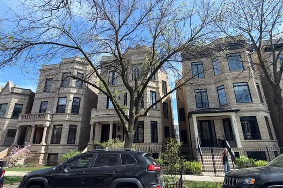 3725 N Magnolia Ave Chicago, IL 60613, Cook County