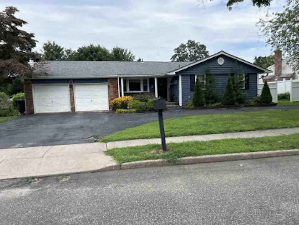 27 Osage Drive Huntington Station, NY 11746, Suffolk County