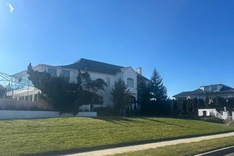 24 Hathaway Dr Deal, NJ 07723, Monmouth County