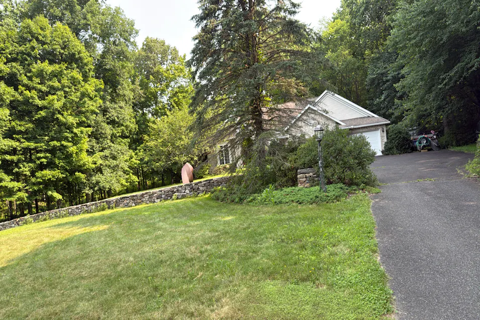 217 Georges Hill Rd Southbury, CT 06488, New Haven County