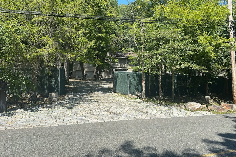 90 Emmans Rd Ledgewood, NJ 07852, Morris County