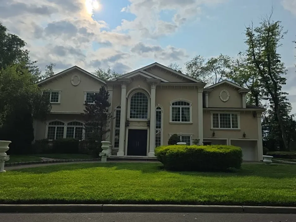 151 MacKay Dr Bergenfield, NJ 07621, Bergen County