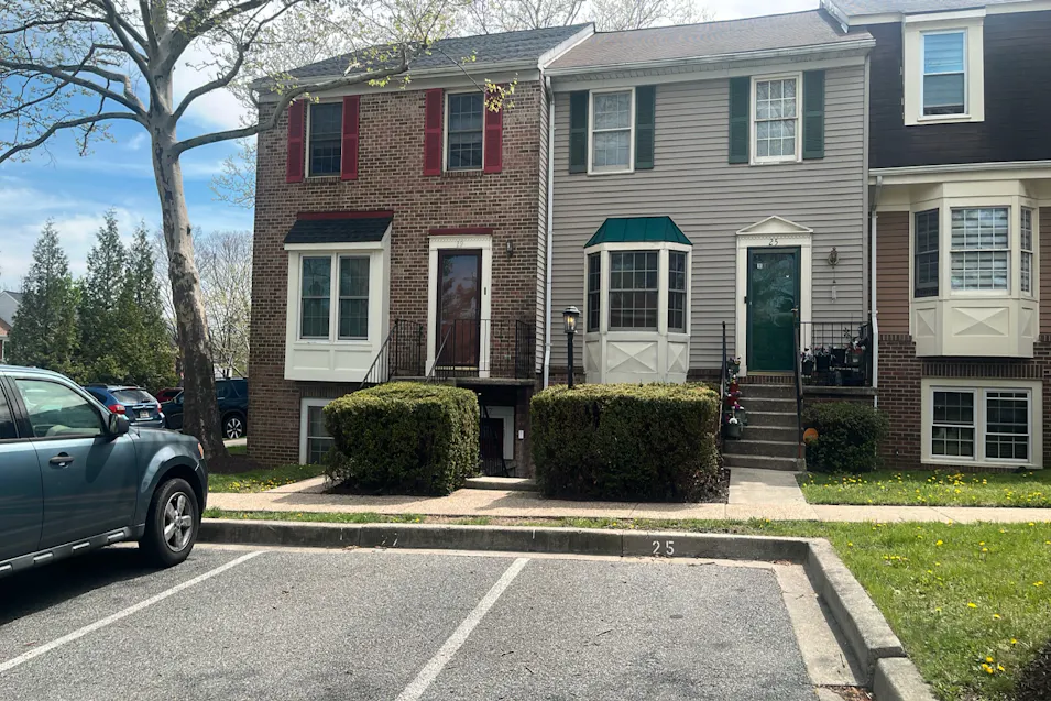 25 Tallow Ct Baltimore, MD 21244, Baltimore County
