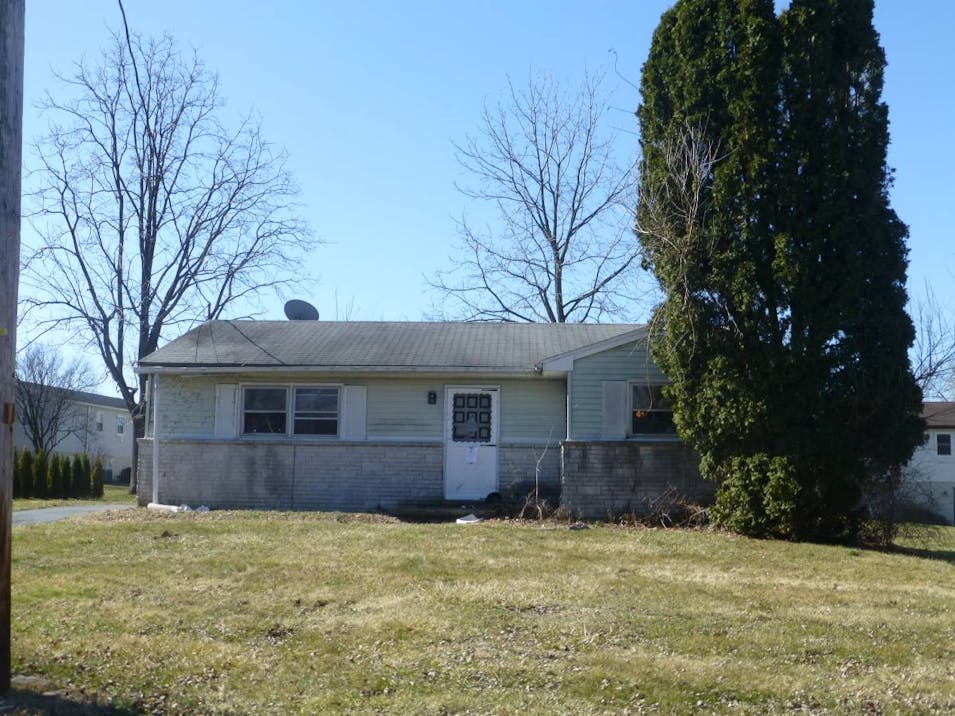 611 S 14th Ave Lebanon, PA 17042, Lebanon County
