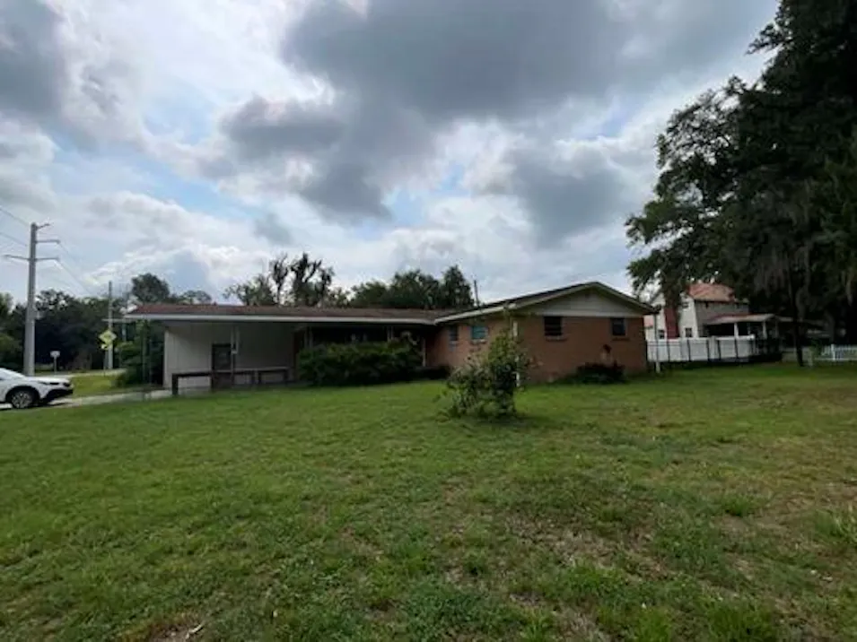 415 SE 2nd Ave Lake Butler, FL 32054, Bradford County