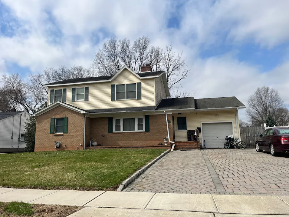 25 Meehan Ave Raritan, NJ 08869, Somerset County