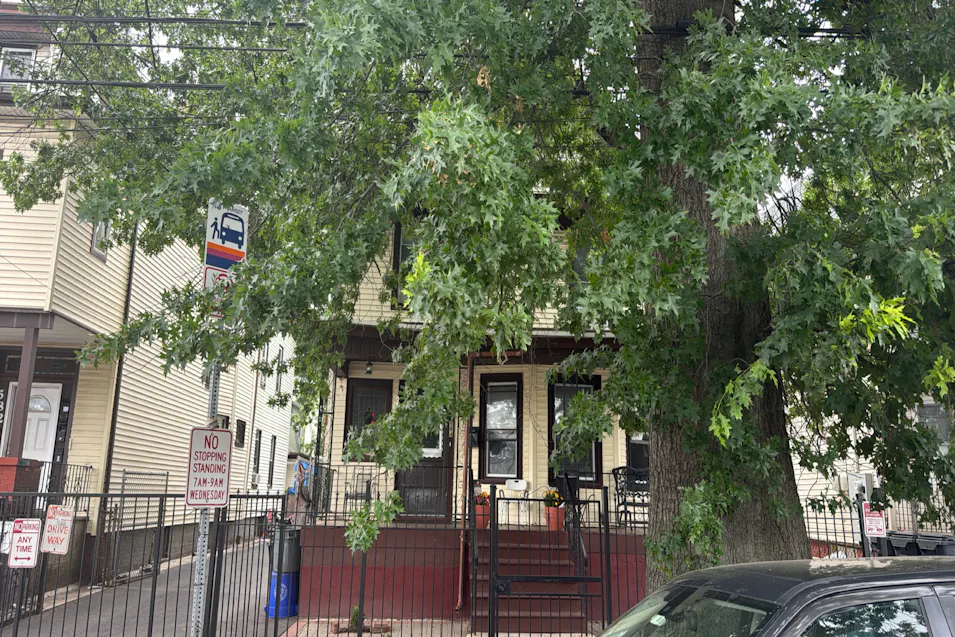 584 Broadway Newark, NJ 07104, Essex County