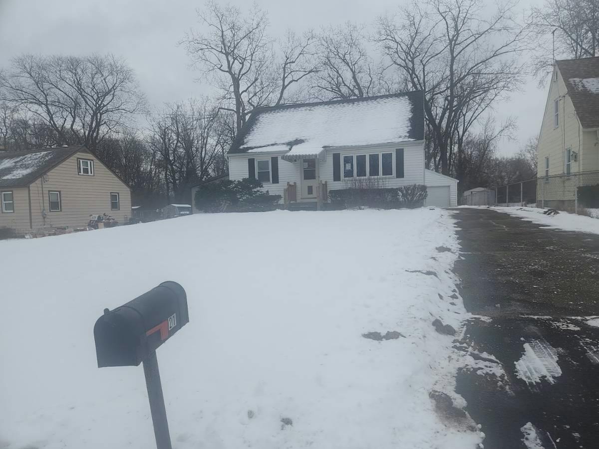 Willowdale Ter, Albany, NY 12205