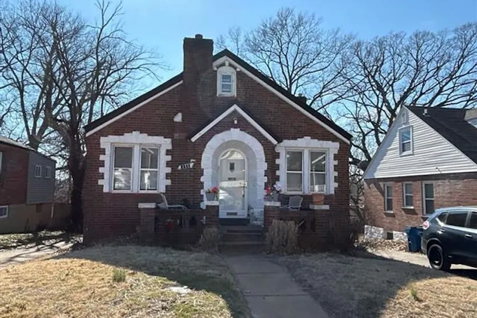 6980 Lexington Ave Saint Louis, MO 63121, St. Louis County