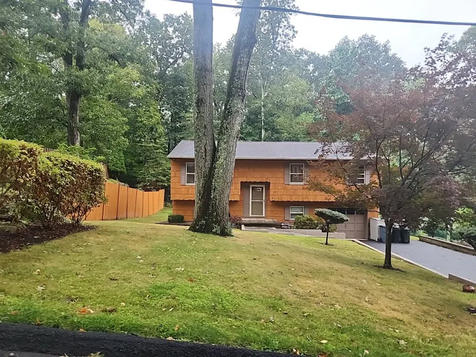4 Sidehill Trl Andover, NJ 07821, Sussex County