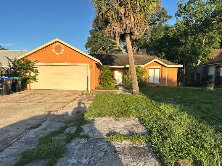 7443 Radiant Cir Orlando, FL 32810-3138, Orange County