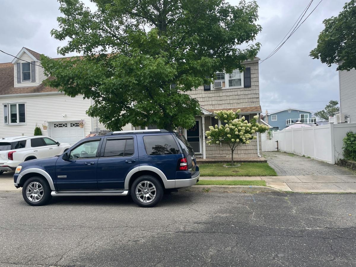 47th St, Milwaukee, WI 53216