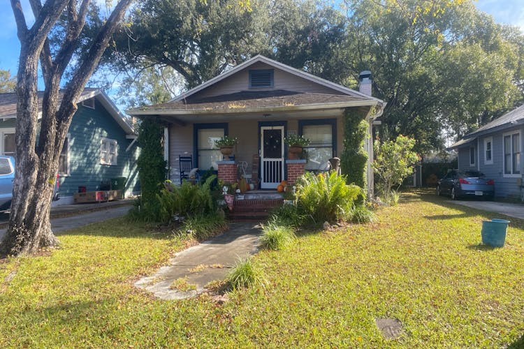 4915 North Suwanee Avenue Tampa, FL 33603, Hillsborough County