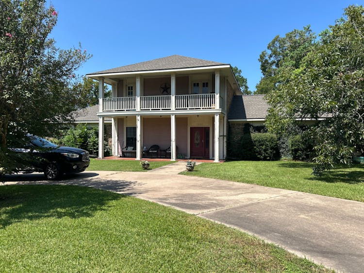 1203 Washington Ave Navasota, TX 77868, Grimes County