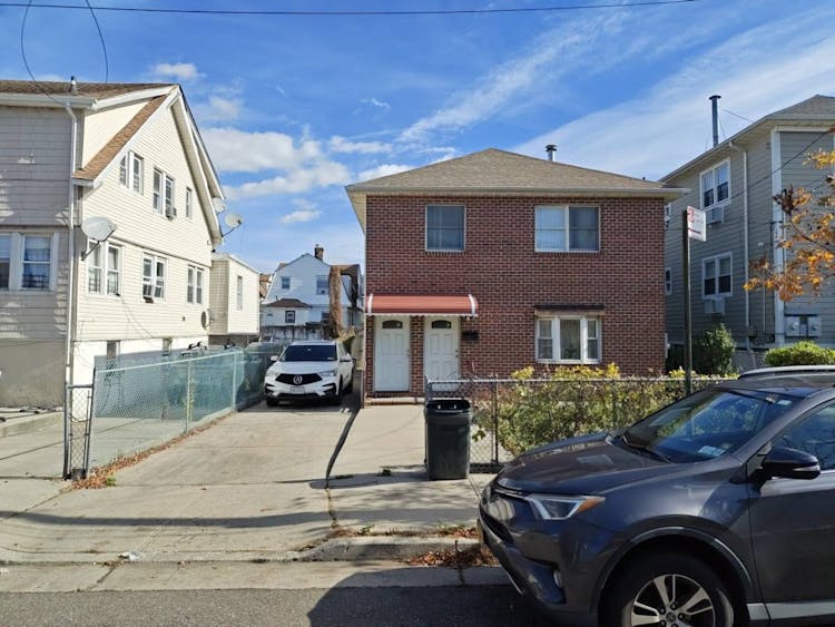 330 Beach 68th St Arverne, NY 11692, Queens County