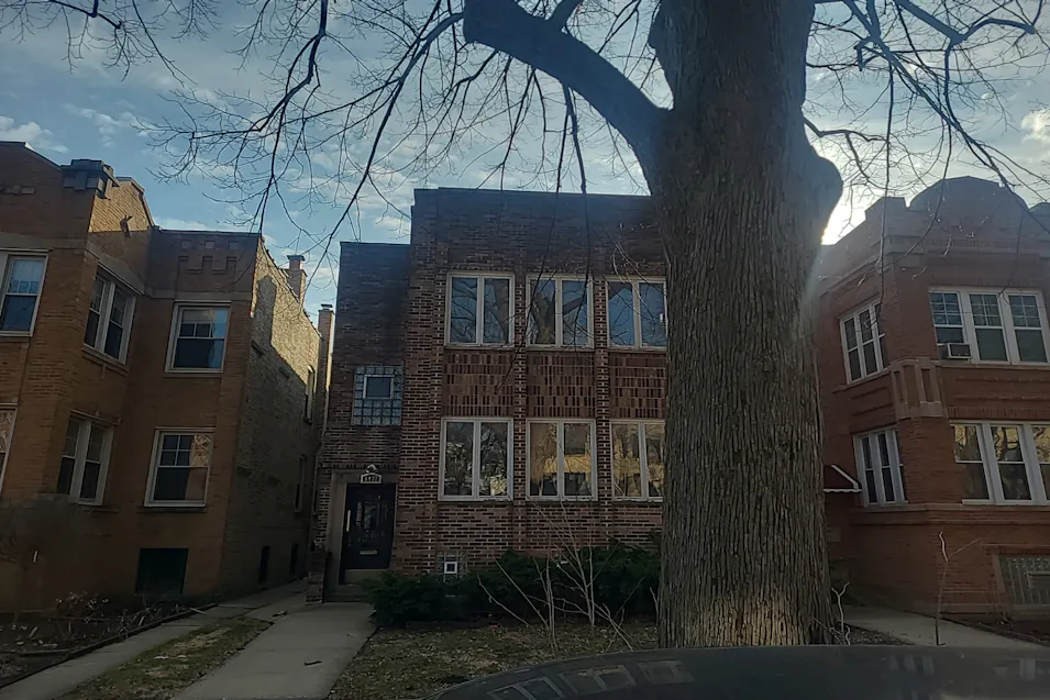 6437 W Glenwood Ave Chicago, IL 60626, Cook County