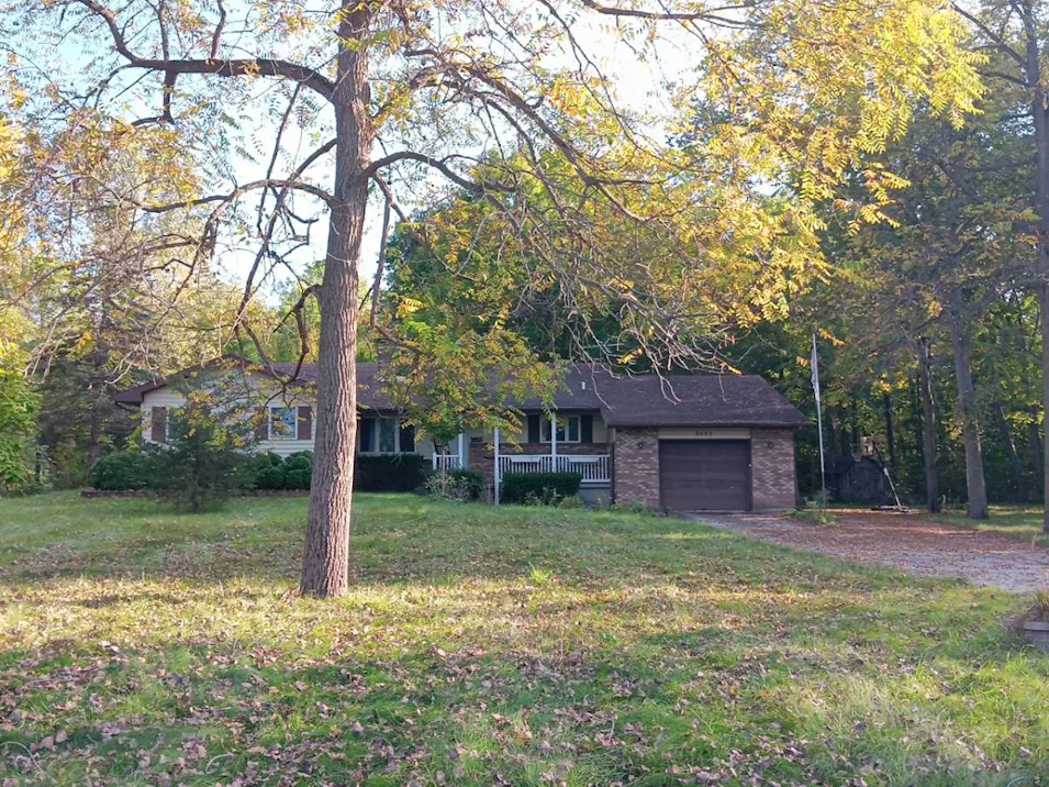 9507 Dodge Rd Montrose, MI 48457, Genesee County