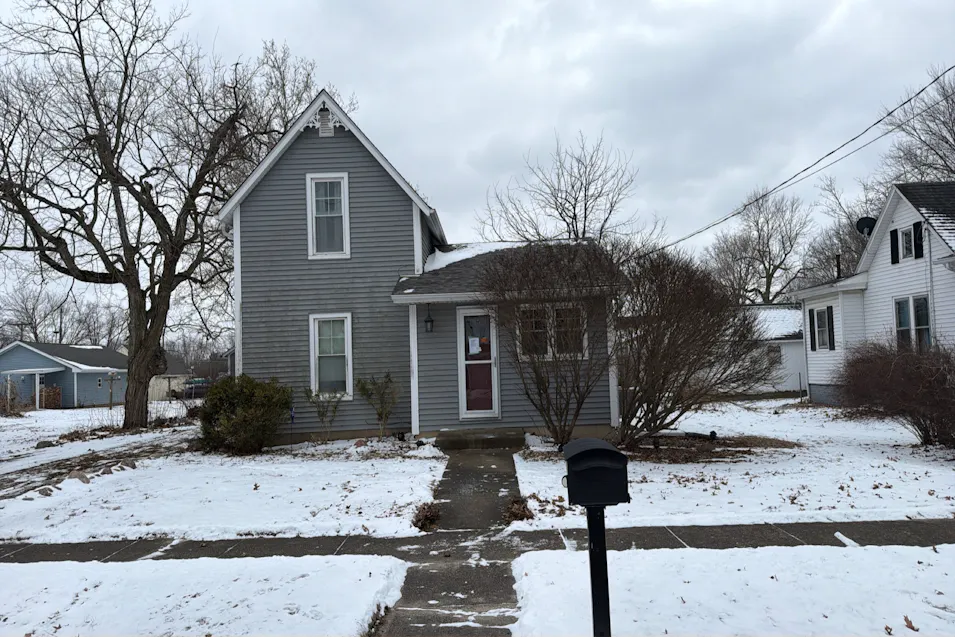 706 W Dearborn St Elmwood, IL 61529, Peoria County