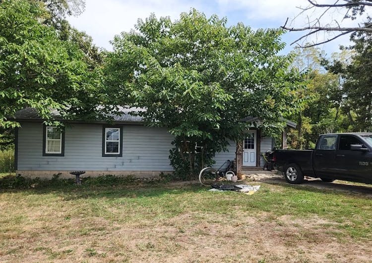 18201 State Highway 248 Aurora, MO 65605, Barry County