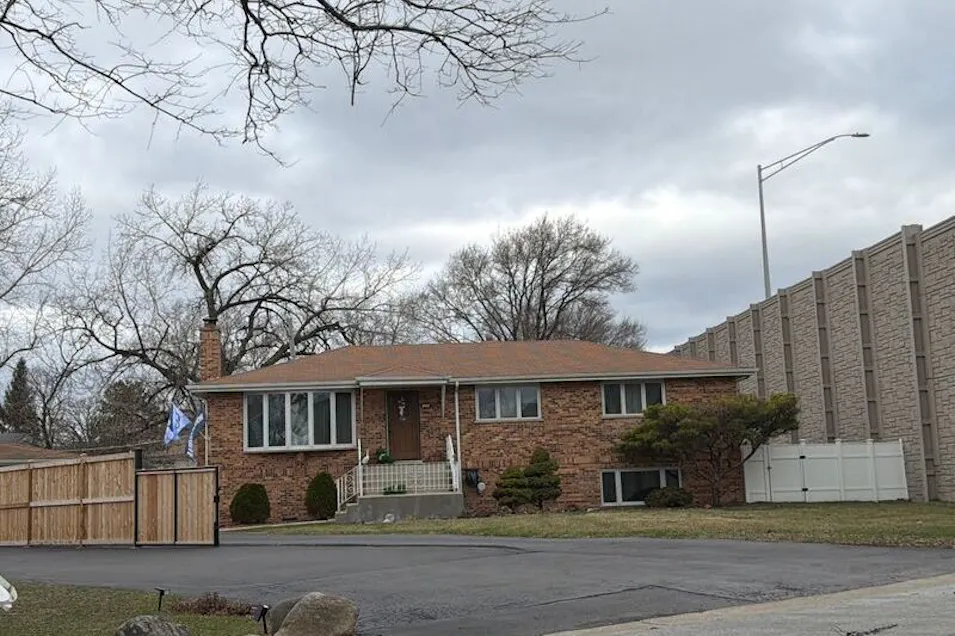 8410 S 83rd Ave Hickory Hills, IL 60457, Cook County