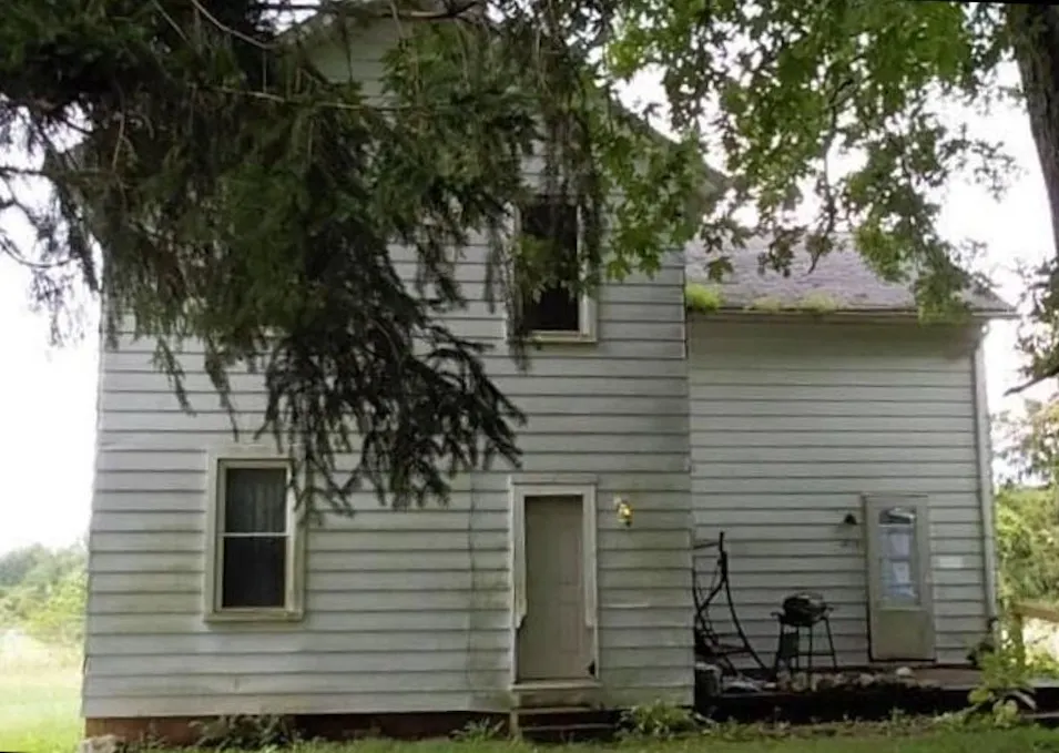 1015 W Bucyrus St Crestline, OH 44827, Crawford County