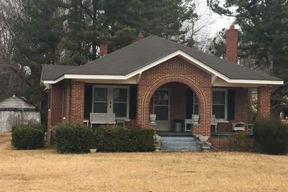 709 East Nash Street Spring Hope, NC 27882, Nash County
