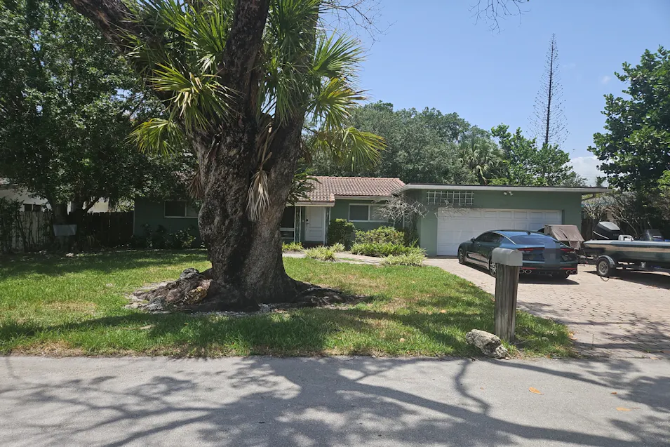 1581 SW 27th Ter Fort Lauderdale, FL 33312, Broward County