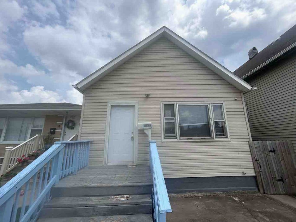 10347 S Ave O Chicago, IL 60617, Cook County