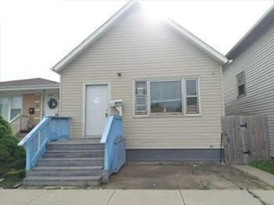 10347 S Ave O Chicago, IL 60617, Cook County