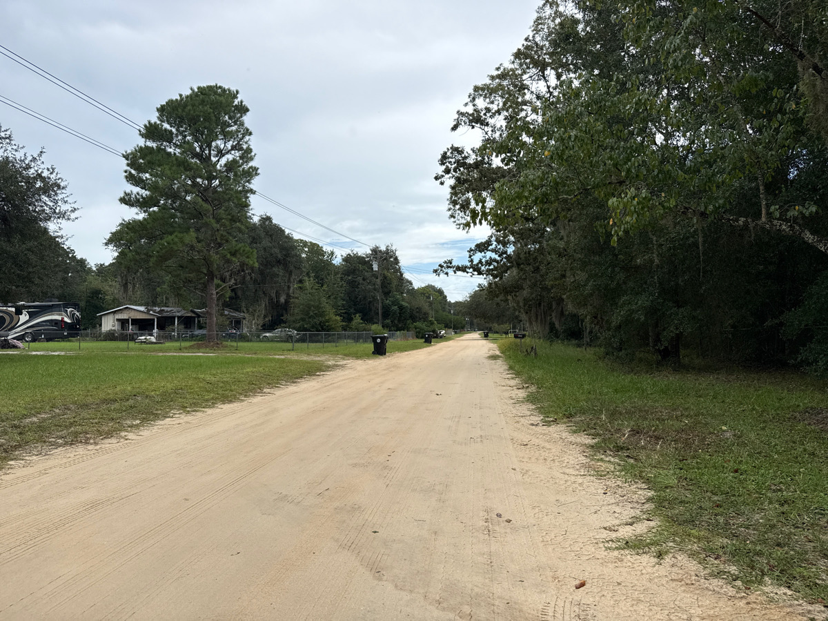 2049 Deel Rd photo 5