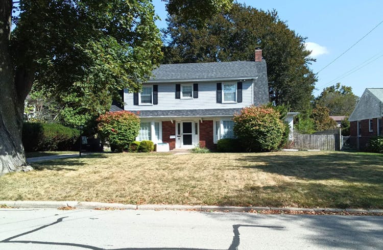 707 S Durand St Jackson, MI 49203-1512, Jackson County