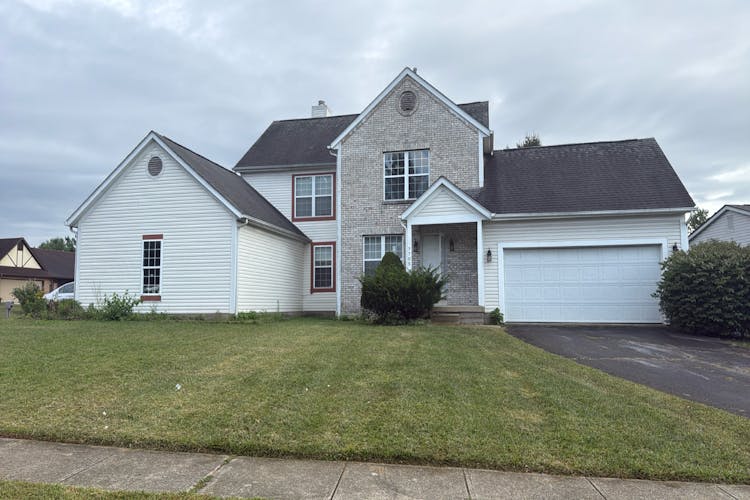 7705 Farmsbury Dr Reynoldsburg, OH 43068, Franklin County