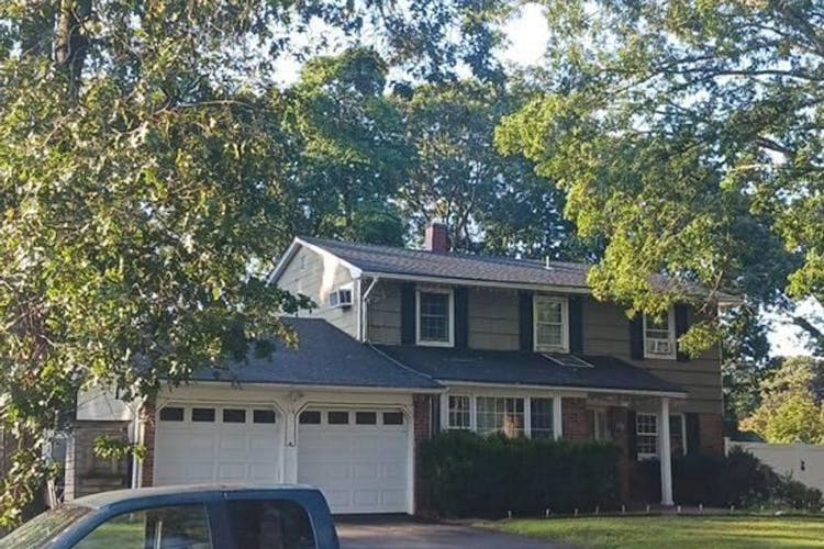 10 Hyde Ln Coram, NY 11727, Suffolk County